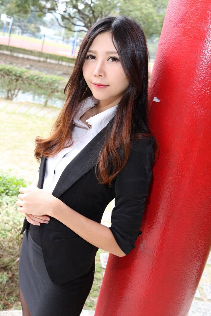 [嫩] Zooey,Ol. University of 黑絲 Thighs Photo Collection 24th image