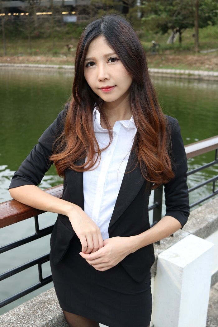 [嫩] Zooey,Ol. University of 黑絲 Thighs Photo Collection 38th image