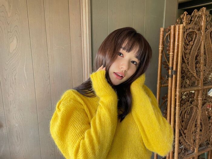 【Image】Sakurai Hinako, boldly show off the cleavage! 1 overall in the 2022 calendar book! Unveil an adult side in the costume that attacked! 9th image
