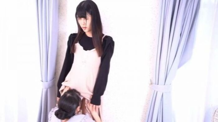 笑顔がカワイイ新人teenアイドル前田ちさと、無修正マ●コの露出を攻めすぎて割れ目見えちゃってるww 32th image