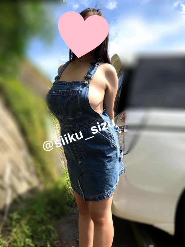 An exposed perverted J cup married woman (20) is exposed to decapai in the city! 10th image
