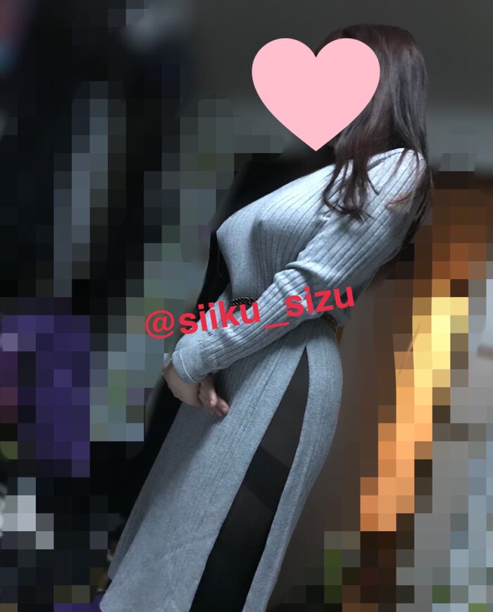 An exposed perverted J cup married woman (20) is exposed to decapai in the city! 16th image