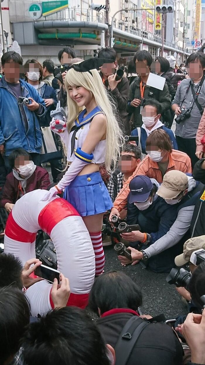 Kinky Kameko and others shoot the crotch of cosplayers w low angle erotic image summary! 41th image