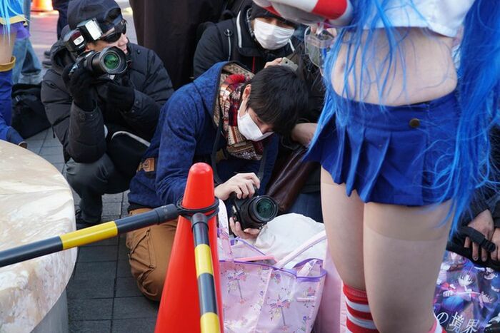 Kinky Kameko and others shoot the crotch of cosplayers w low angle erotic image summary! 51th image