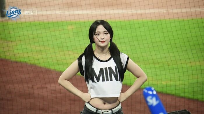 Goddess cheerleader infested in Korean professional baseball venue www maji love inevitable ... 36 sheets 5th image