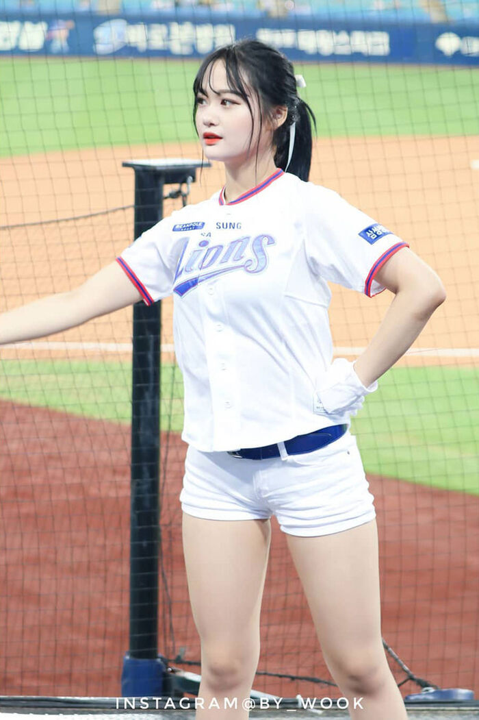 Goddess cheerleader infested in Korean professional baseball venue www maji love inevitable ... 36 sheets 8th image