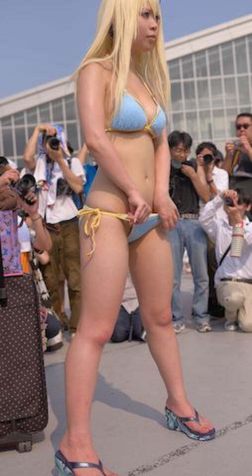 Summary image of bikini cosplayer who was in Comiket 28th image