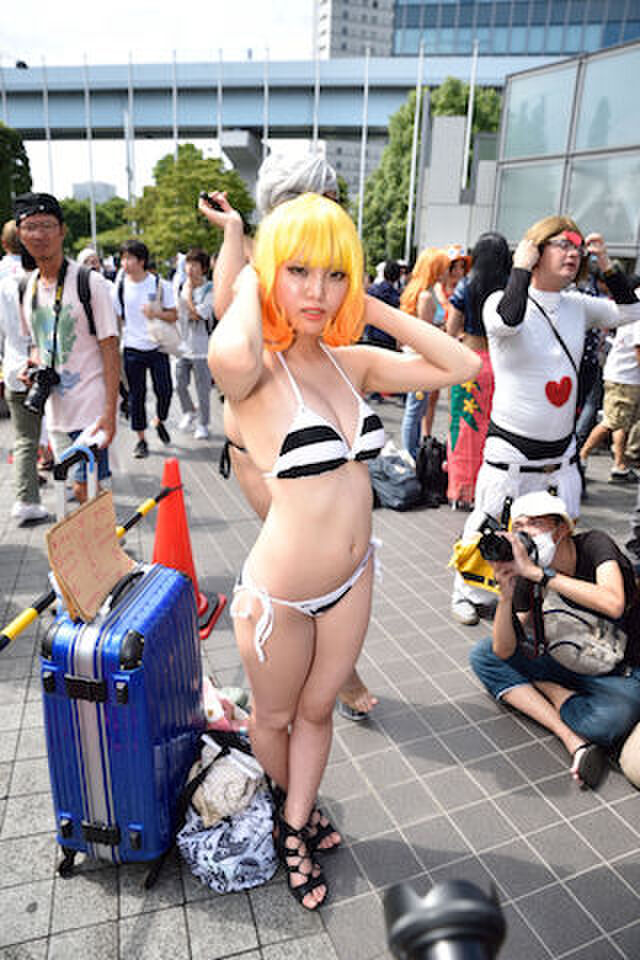 Summary image of bikini cosplayer who was in Comiket 37th image