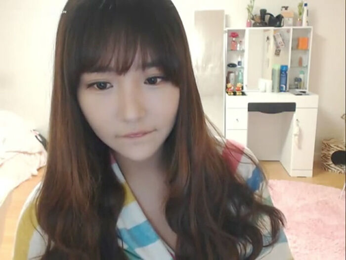 A transcendent beautiful girl is erotic distribution in Korean live chat www 15th image