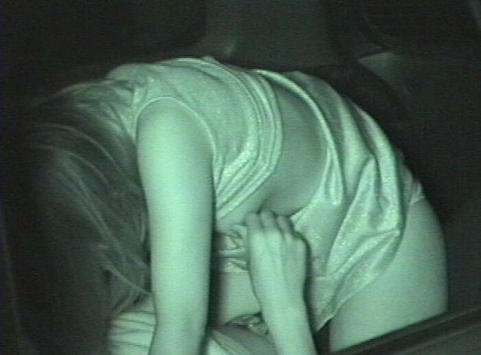 The state of a couple crazy about car sex in the dark is lassy... Amateur car sex voyeur image taken with infrared camera 2th image