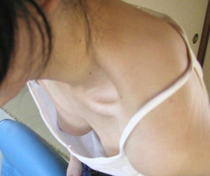 Domestic voyeur erotic image of the nipple of the chest chiller that I happened to see 12th image