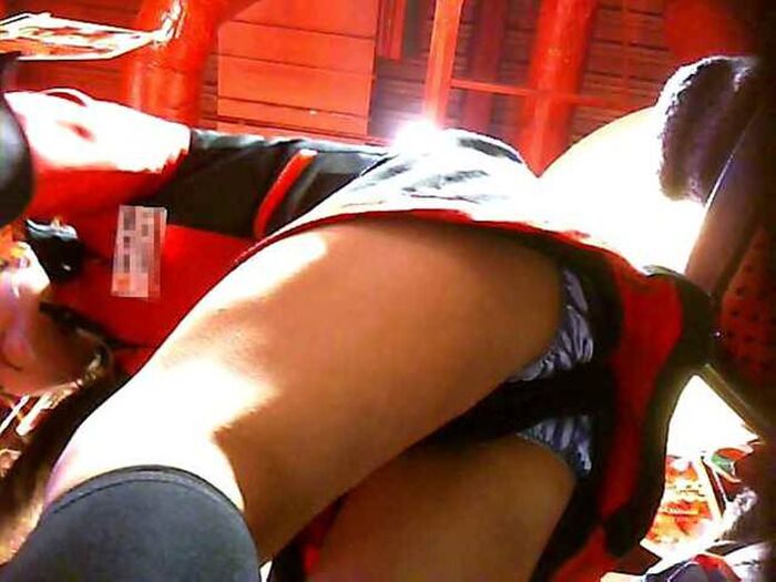 Upside down shooting of an amateur older sister working at a pachinko parlor, low angle panchira image !!!!!!!!! 19th image