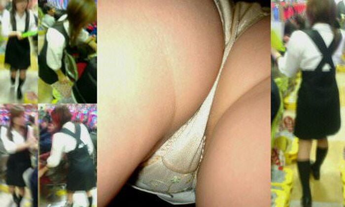 Upside down shooting of an amateur older sister working at a pachinko parlor, low angle panchira image !!!!!!!!! 6th image